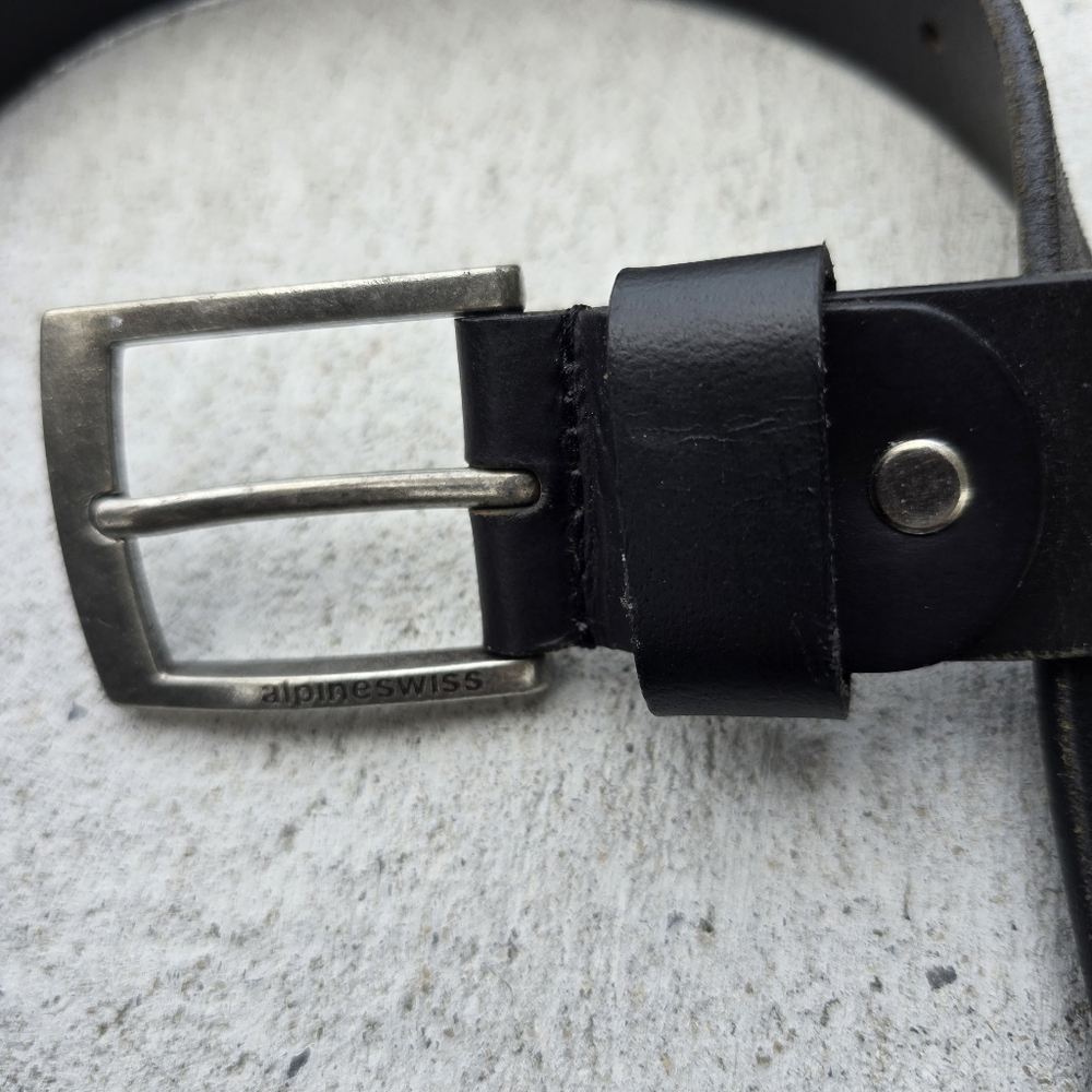 Black Leather Belt with Silver Buckle 34 " - Picture 7 of 7